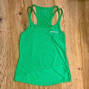 💕Athleta green tank💕